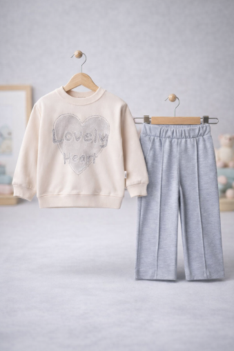 Ținută de fetiță MINAMINOKIDS 2-5 ani cu imprimeu „LOVELY HEART” A27