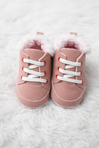 0-3-6-9-12 LUNI ÎNCĂLȚĂMINTE DIN PIELE ÎNTOARSĂ CU CĂPTUȘEALĂ DE PLUȘ A19