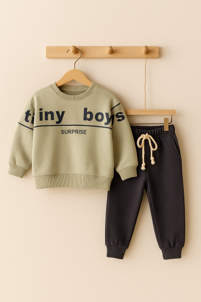 SET DE IARNĂ PENTRU BĂIEȚI CU IMPRIMATURĂ „TINY BOYS”, VÂRSTE 1-2-3-4 A27