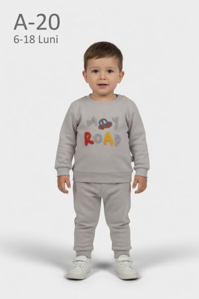 ELBEBEK Set bebeluși 6–18 luni cu mașinuță și broderie „My Road”